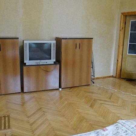 Apartment Near The Central Railway Station Kiew Exterior foto